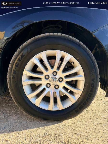 2015 Toyota Sienna XLE 8 Passenger