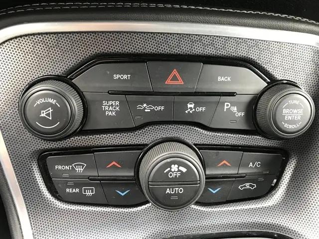 2015 Dodge Challenger R/T Plus