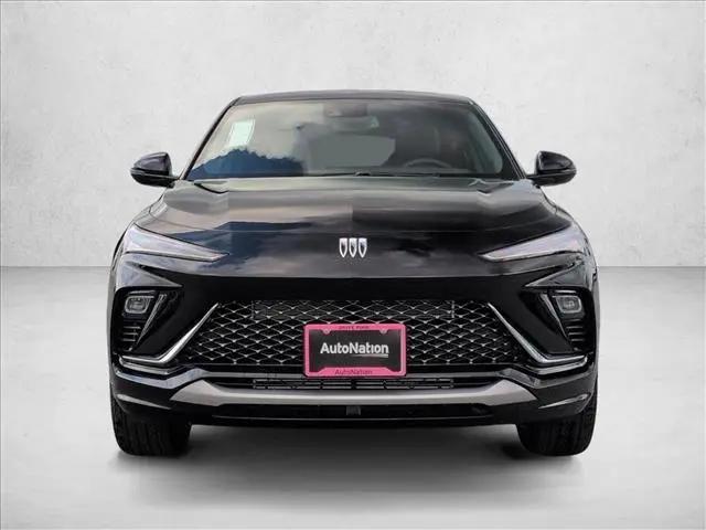 2026 Buick NV Avenir FWD