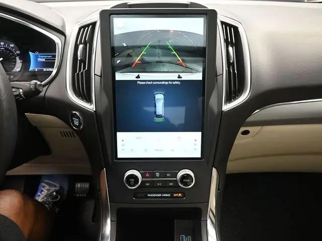 2021 Ford Edge Titanium