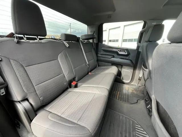 2023 Chevrolet Silverado 1500 4WD Crew Cab Standard Bed LT