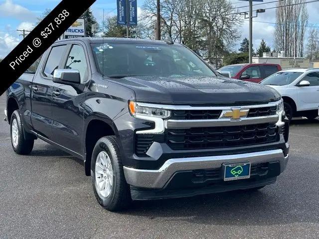 2023 Chevrolet Silverado 1500 4WD Crew Cab Standard Bed LT
