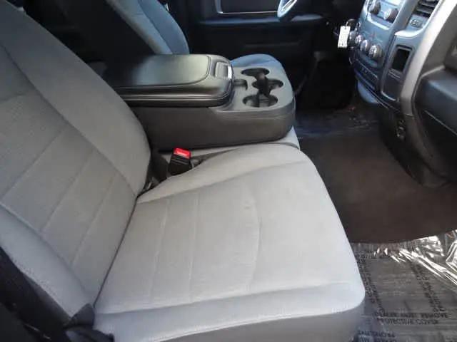 2024 Ram 1500 Classic SLT Quad Cab 4x2 6'4" Box