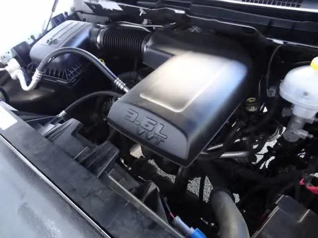 2024 Ram 1500 Classic SLT Quad Cab 4x2 6'4" Box