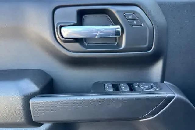 2026 GMC Sierra 1500 Crew Cab, Short Bed, Pro, 4WD