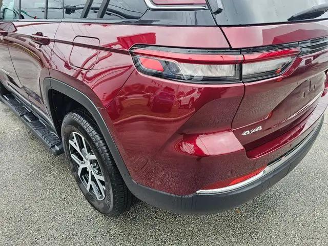 2025 Jeep Grand Cherokee Limited 4x4