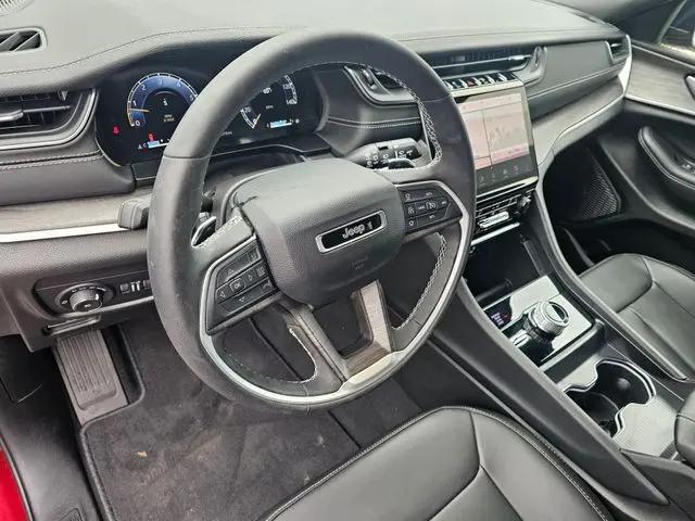 2025 Jeep Grand Cherokee Limited 4x4