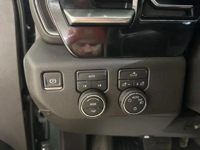 2026 Chevrolet Silverado 1500 4WD Crew Cab Standard Bed LT