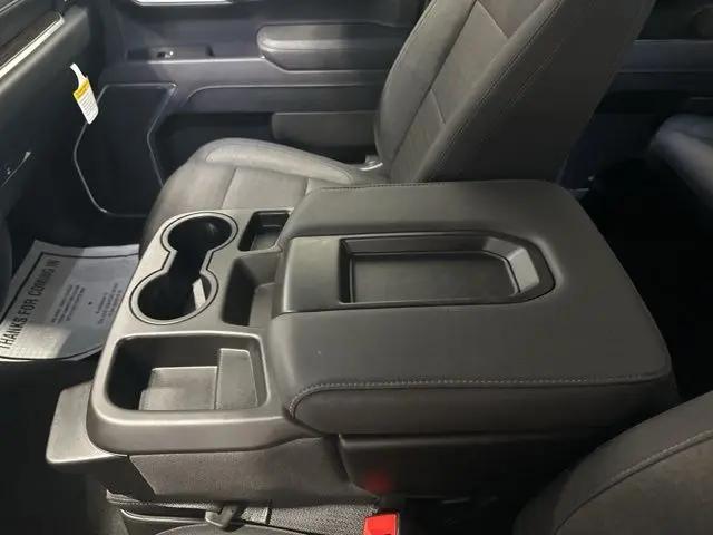 2026 Chevrolet Silverado 1500 4WD Crew Cab Standard Bed LT