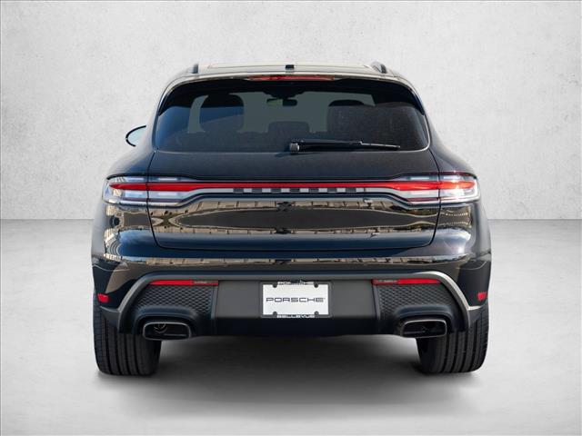2026 Porsche Macan AWD
