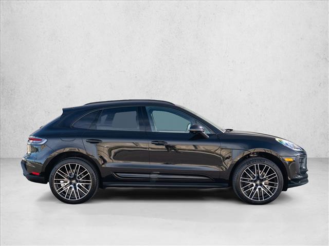 2026 Porsche Macan AWD