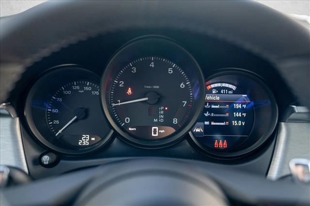 2026 Porsche Macan AWD