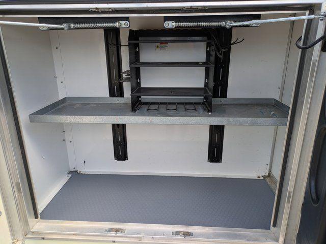 2023 Ford E-450 Cutaway Base