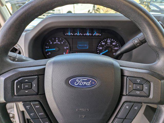 2023 Ford E-450 Cutaway Base