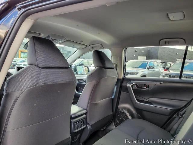 2025 Toyota RAV4 Hybrid LE