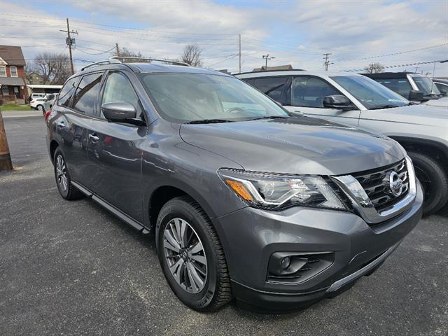 2019 Nissan Pathfinder SL