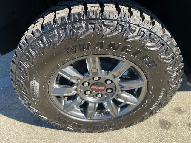 2026 GMC Sierra 1500 Crew Cab, Short Bed, AT4X, 4WD