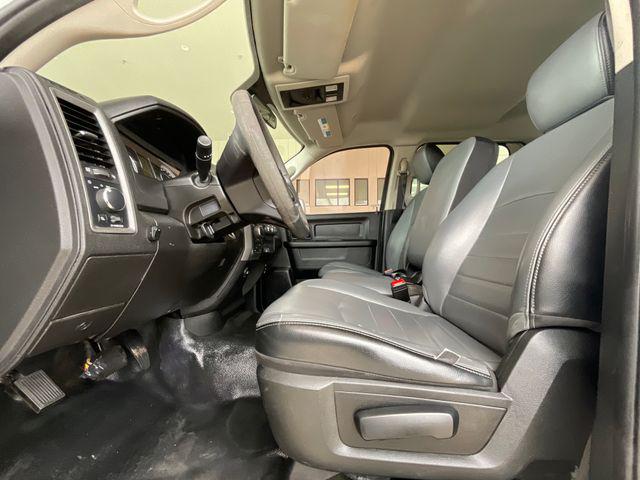 2022 Ram 1500 Classic Tradesman Crew Cab 4x4 5'7" Box