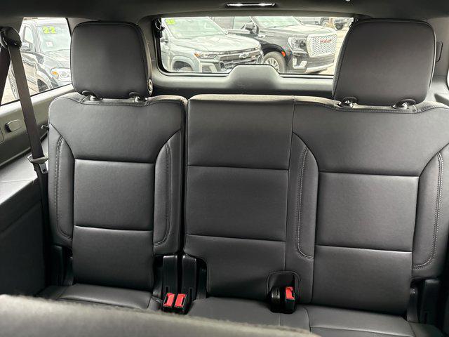 2025 Chevrolet Suburban 4WD Z71