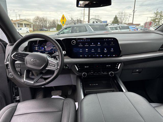 2025 Chevrolet Suburban 4WD Z71