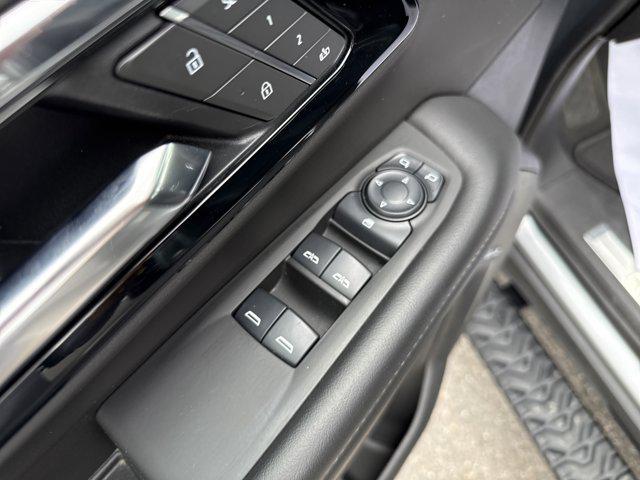 2025 Chevrolet Suburban 4WD Z71