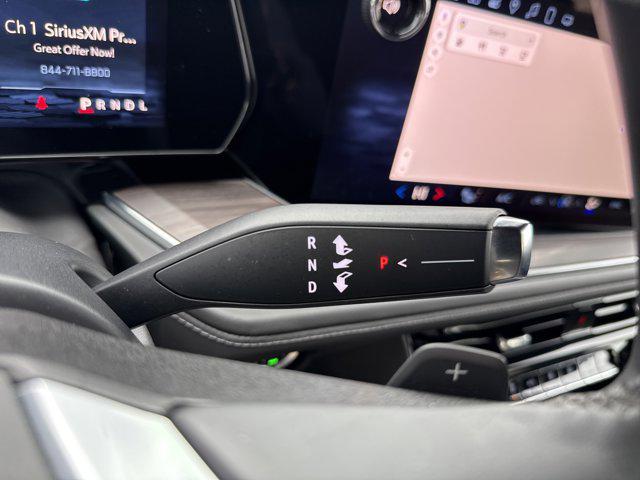 2025 Chevrolet Suburban 4WD Z71