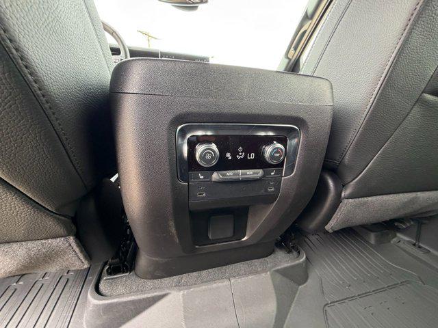 2026 GMC Yukon XL 4WD Denali