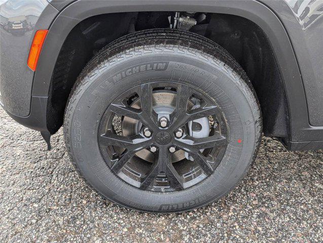 2026 Jeep Grand Cherokee Altitude 4x4