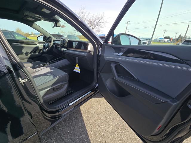 2026 Volkswagen Tiguan SEL R-Line Turbo