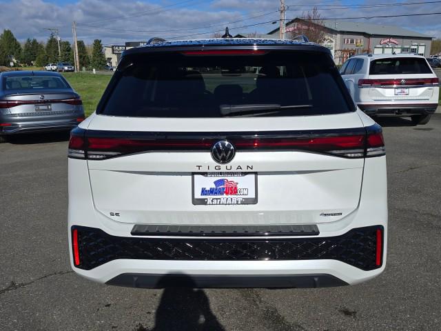 2026 Volkswagen Tiguan SE R-Line Black