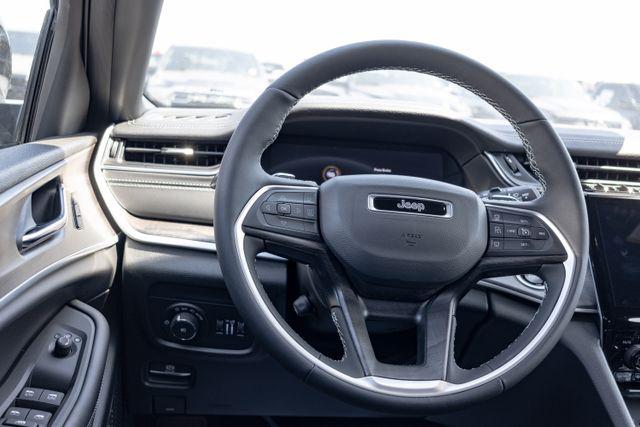 2025 Jeep Grand Cherokee L Limited 4x4