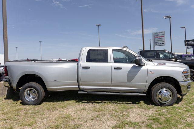 2026 Ram 3500 Tradesman Crew Cab 4x4 8 Box