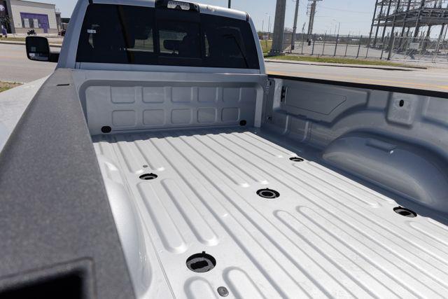 2026 Ram 3500 Tradesman Crew Cab 4x4 8 Box