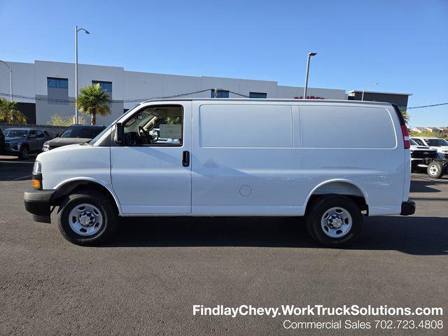 2026 Chevrolet Express Cargo Van 2500 Regular Wheelbase, WT, RWD