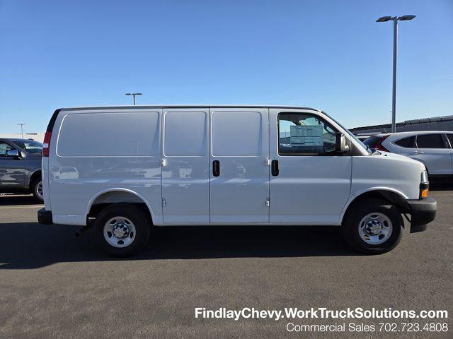 2026 Chevrolet Express Cargo Van 2500 Regular Wheelbase, WT, RWD