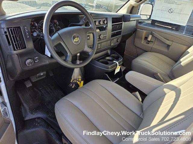 2026 Chevrolet Express Cargo Van 2500 Regular Wheelbase, WT, RWD