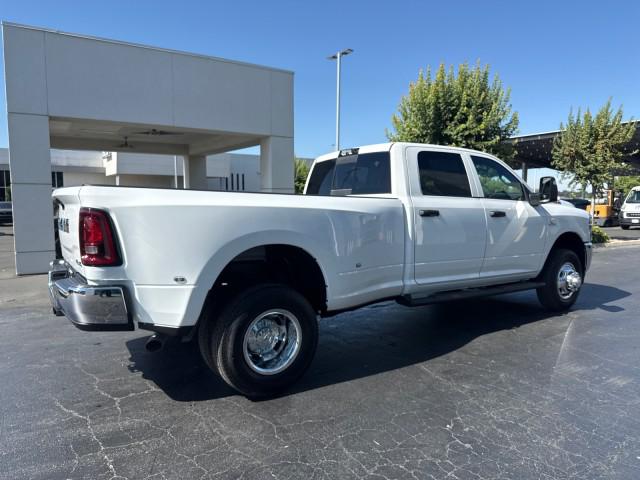 2026 Ram 3500 Tradesman Crew Cab 4x4 8 Box