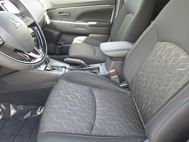 2026 Mitsubishi Outlander Sport 2.0 LE