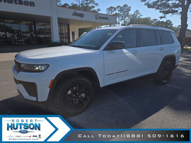 2026 Jeep Grand Cherokee GRAND CHEROKEE L LAREDO ALTITUDE 4X2