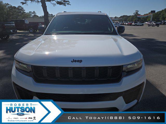2026 Jeep Grand Cherokee GRAND CHEROKEE L LAREDO ALTITUDE 4X2
