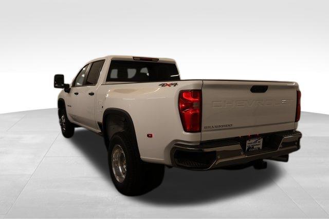 2026 Chevrolet Silverado 3500HD Crew Cab, Long Bed, WT Dual Rear Wheel, RWD