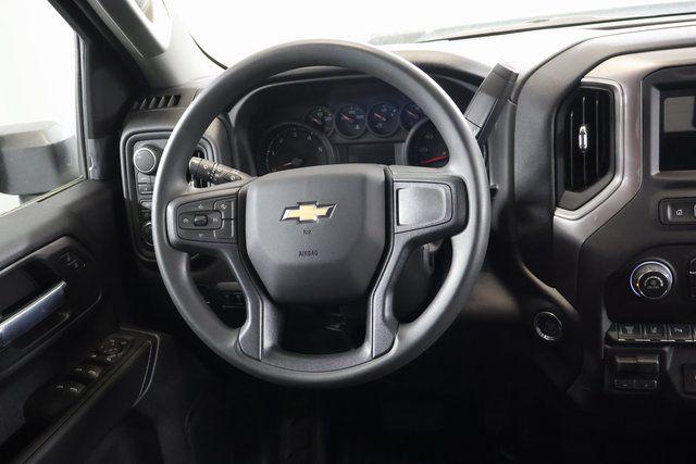 2026 Chevrolet Silverado 3500HD Crew Cab, Long Bed, WT Dual Rear Wheel, RWD
