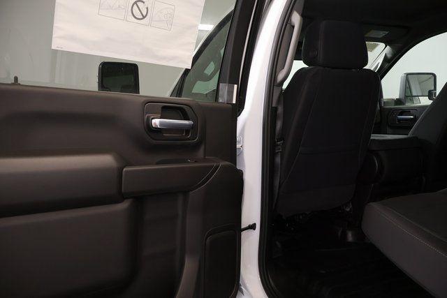 2026 Chevrolet Silverado 3500HD Crew Cab, Long Bed, WT Dual Rear Wheel, RWD