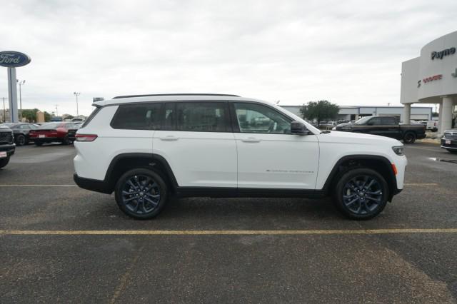 2026 Jeep Grand Cherokee 85th Anniversary Edition