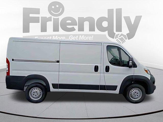 2026 Ram ProMaster 2500 Cargo Van Tradesman Low Roof 136" WB w/Pass Seat