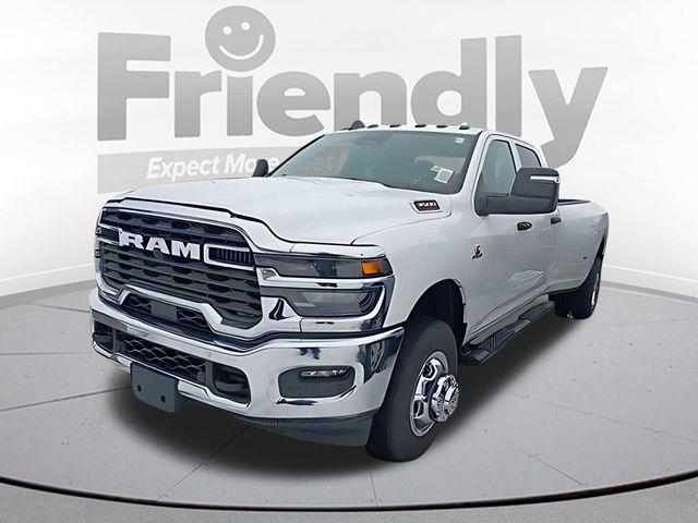 2026 Ram 3500 Tradesman Crew Cab 4x4 8' Box