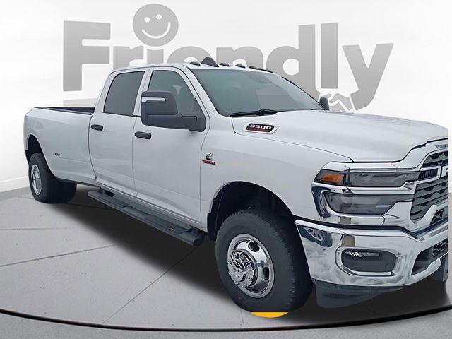 2026 Ram 3500 Tradesman Crew Cab 4x4 8' Box