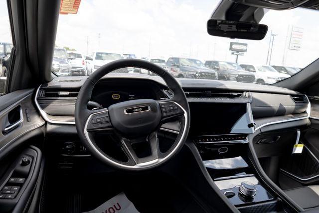 2026 Jeep Grand Cherokee L GRAND CHEROKEE L LIMITED 4X4