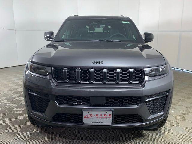 2026 Jeep Grand Cherokee L GRAND CHEROKEE L LAREDO ALTITUDE 4X4