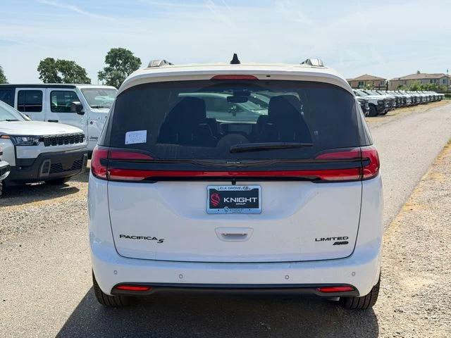 2026 Chrysler Pacifica Limited AWD